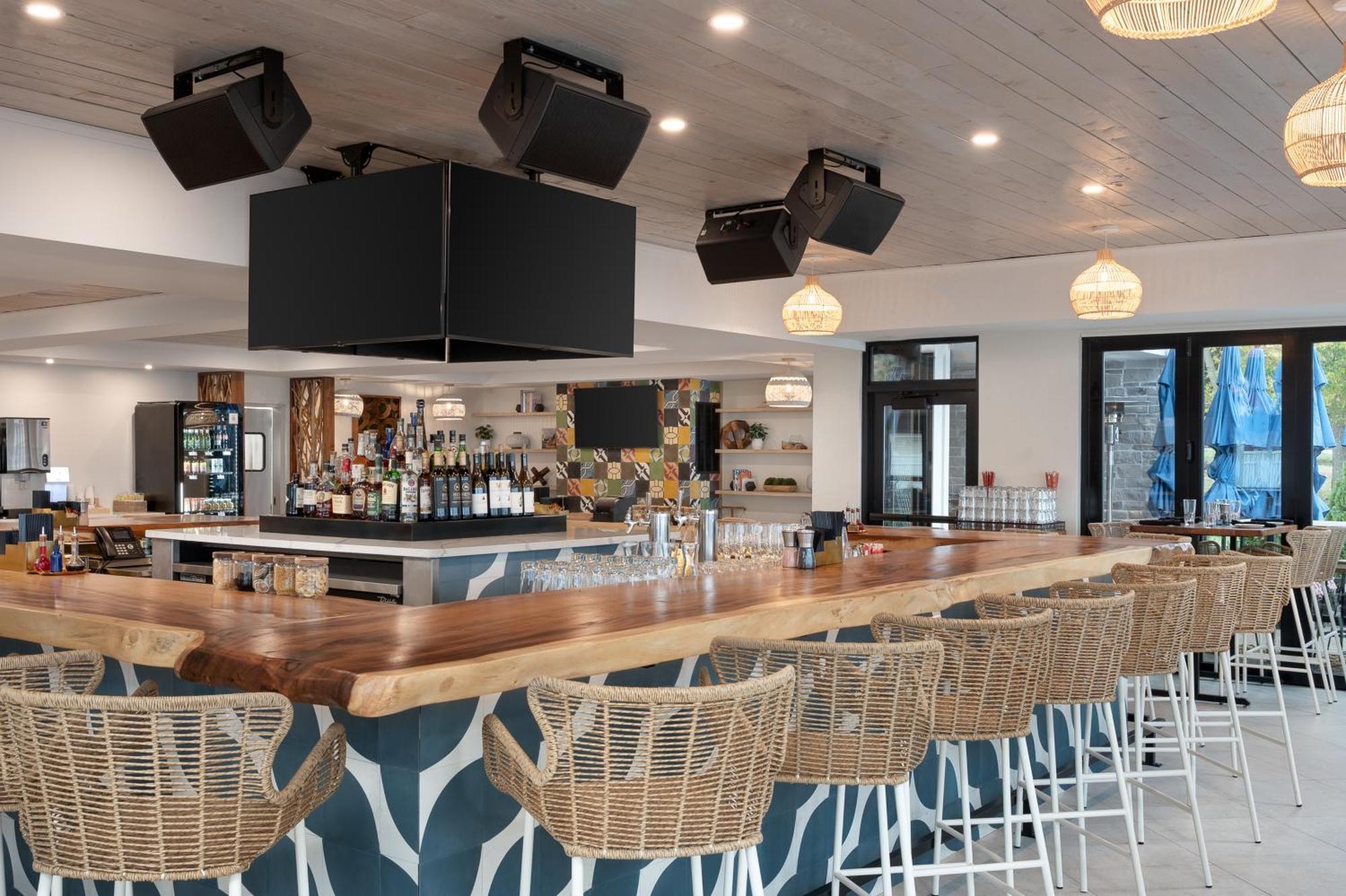 The Wave At Marblehead Hotel Exterior foto